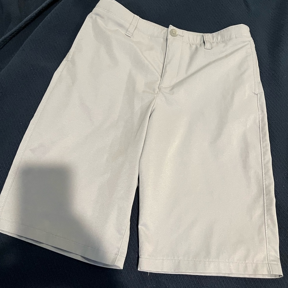 Under Amour golf shorts